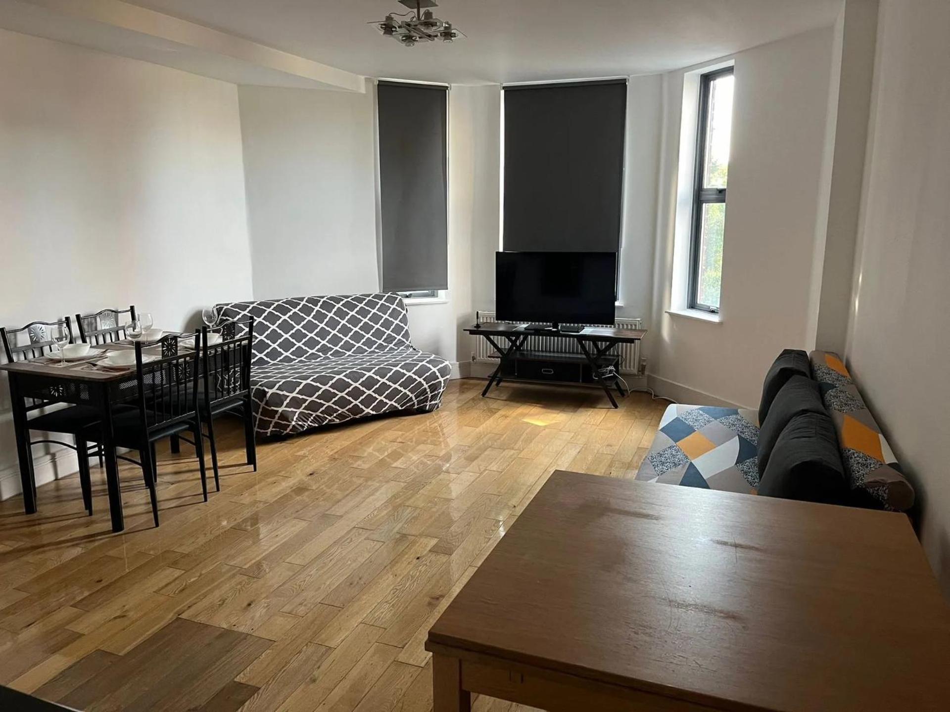 Westciti Chatsworth Road Apartments Кройдон Экстерьер фото